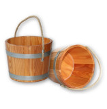 Sauna-Kübel aus Lärche mit Trageseil Sauna-Kübel aus Lärche mit Trageseil